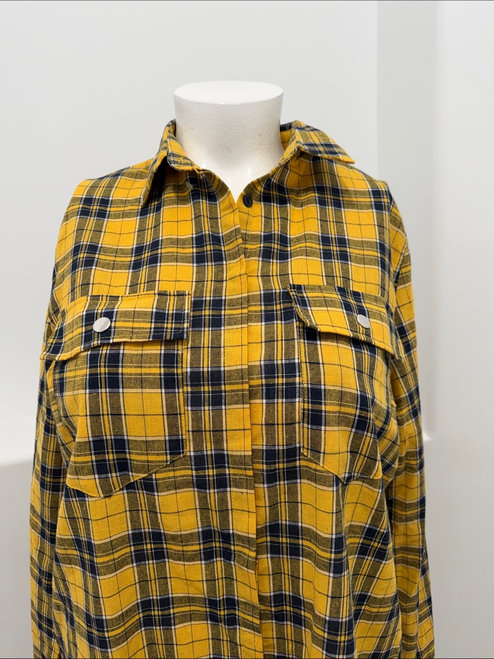 PrettyLittleThing Yellow & Black Plaid Long Sleeve Shirt Dress - Picture 2 of 5